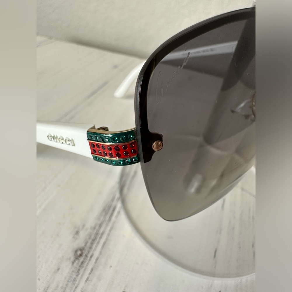 Gucci Rhinestone Sherry Line Rimless Sunglasses - Picture 4 of 10